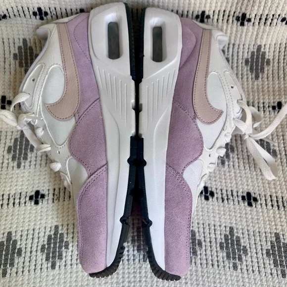 Nike Air Max SC Women's White and Purple Sneakers, Size 9 - Picture 4 of 7